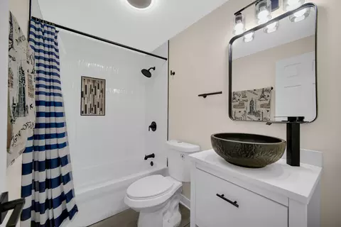 2232 Roosevelt Pl, Gary, IN 46404 photo 13