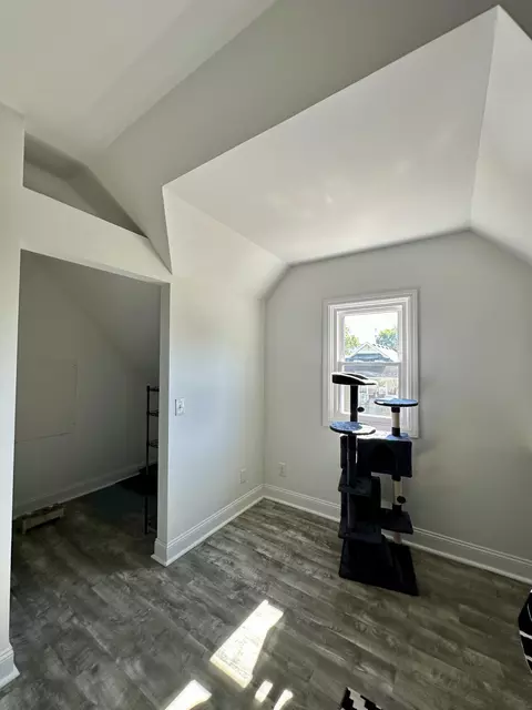 419 E Oneida St, La Crosse, IN 46348 photo 36