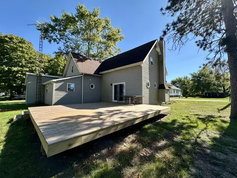 419 E Oneida St, La Crosse, IN 46348 photo 39