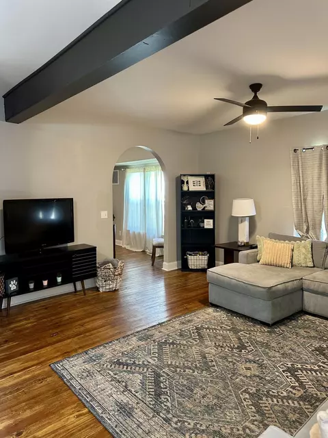 419 E Oneida St, La Crosse, IN 46348 photo 15