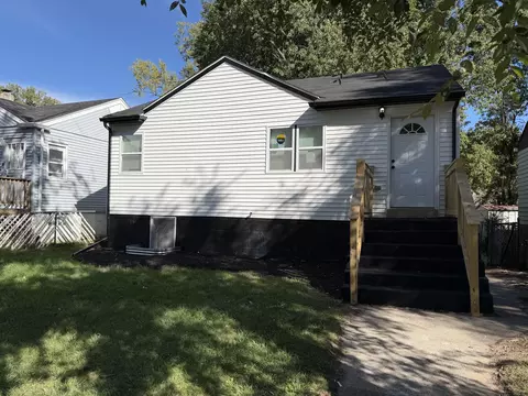 323 King St, Gary, IN 46406 photo 1