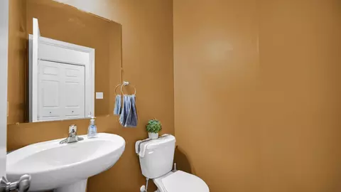 11214 Putnam Dr, Crown Point, IN 46307 photo 14