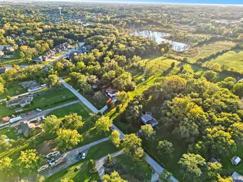 View/Area - 8250 Columbia Ave, Dyer, IN 46311 photo 3 of 10