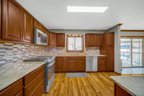 1011 Arrowhead Dr, Dyer, IN 46311 photo 5