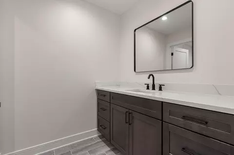 Bath - 9541 Dunegrass Way, Saint John, IN 46373 photo 8 of 11