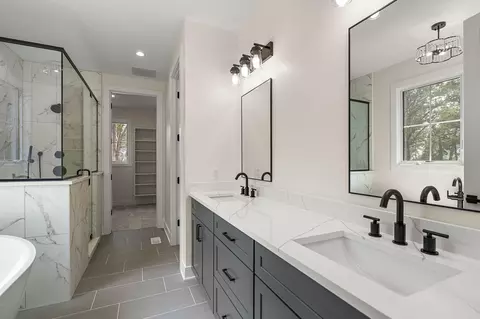 Bath - 9541 Dunegrass Way, Saint John, IN 46373 photo 4 of 11