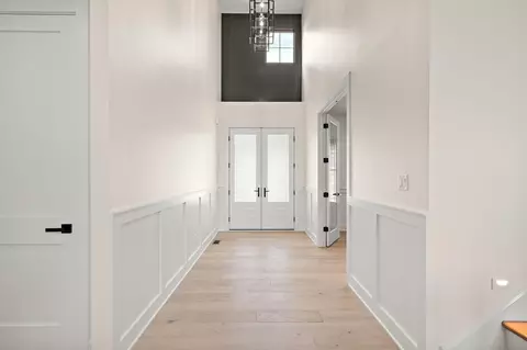 Entry Way - 9541 Dunegrass Way, Saint John, IN 46373 photo 1 of 6