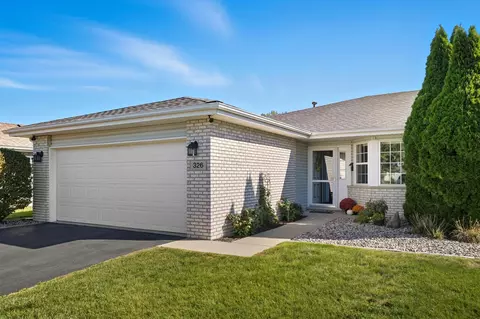 Exterior - 326 Pine Ridge Cir, Lowell, IN 46356 photo 2 of 4