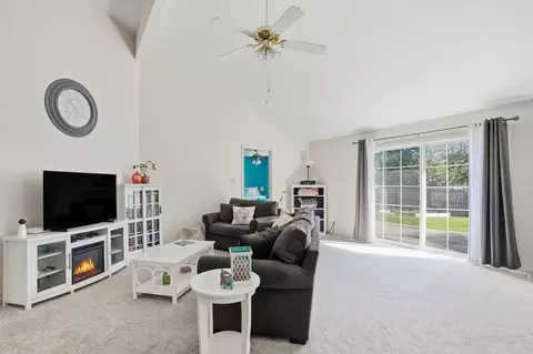 Living - 326 Pine Ridge Cir, Lowell, IN 46356 photo 1 of 2