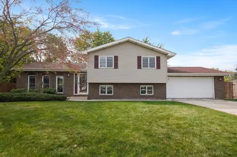 4101 W 76th Ave, Merrillville, IN 46410