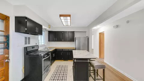 6957 Ash Ave, Gary, IN 46403 photo 9