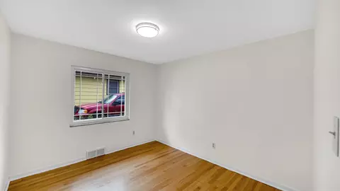 6957 Ash Ave, Gary, IN 46403 photo 14