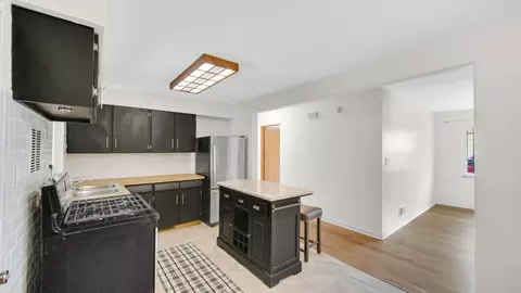 6957 Ash Ave, Gary, IN 46403 photo 8
