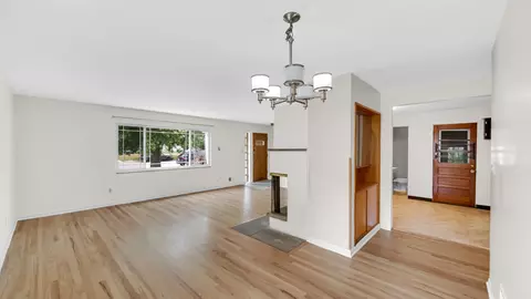 6957 Ash Ave, Gary, IN 46403 photo 6