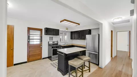 6957 Ash Ave, Gary, IN 46403 photo 7