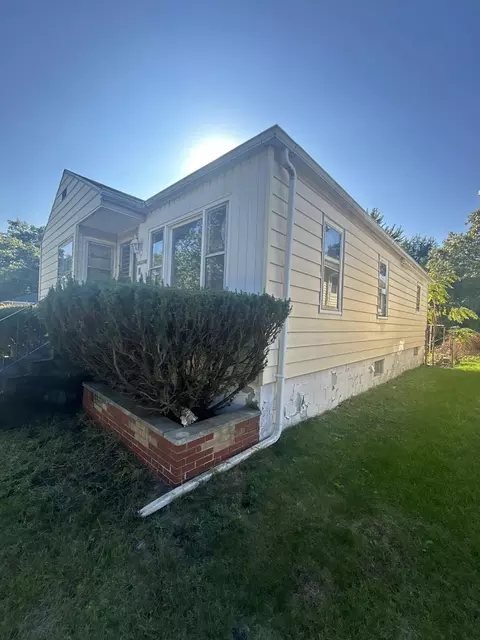 2232 Waite St, Gary, IN 46404 photo 2