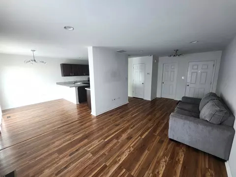 11153 Vermont Cir, Crown Point, IN 46307 photo 3