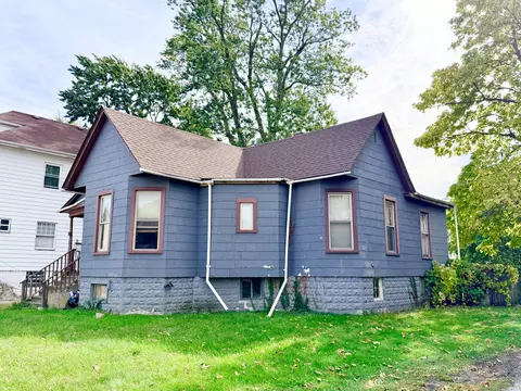 10 E Webb St, Hammond, IN 46320