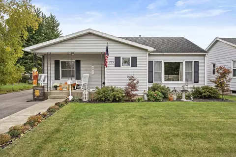 705 E Grace St, Rensselaer, IN 47978