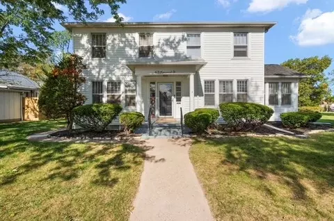 63 Kenwood St, Hammond, IN 46324