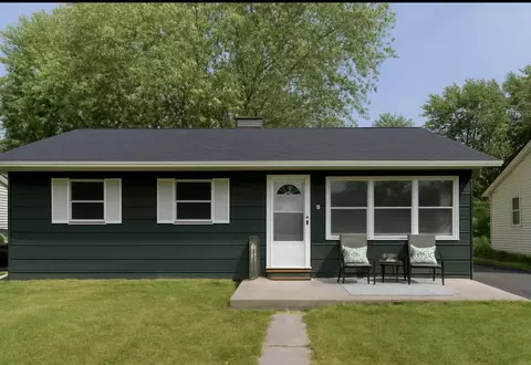8139 Sycamore Ave, Highland, IN 46322