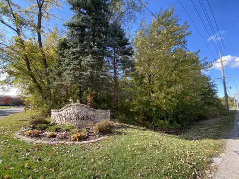 0 Stonegate Dr, Valparaiso, IN 46385