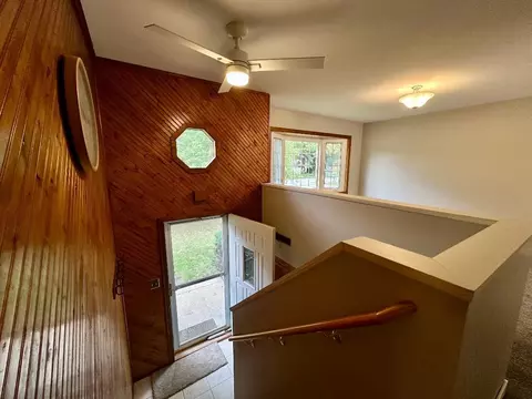 Entry Way - 1817 W Porter Ave, Chesterton, IN 46304 photo 1 of 1
