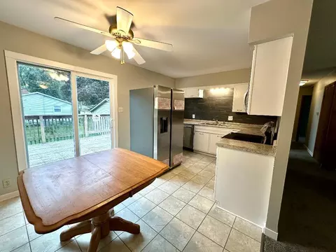 Kitchen - 1817 W Porter Ave, Chesterton, IN 46304 photo 3 of 3