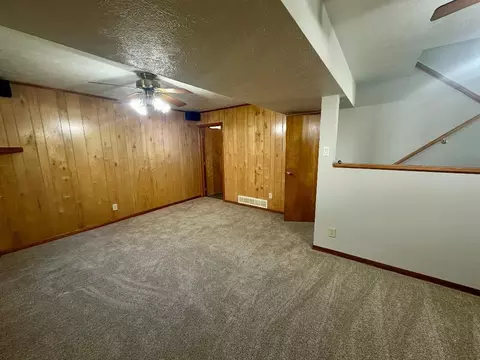 Living - 1817 W Porter Ave, Chesterton, IN 46304 photo 3 of 4