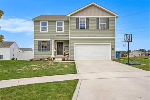 Exterior - 882 Argyle Ct, Chesterton, IN 46304 photo 1 of 5