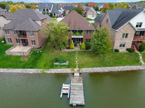 View/Area - 10400 Doubletree Dr, Crown Point, IN 46307 photo 2 of 12
