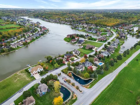 View/Area - 10400 Doubletree Dr, Crown Point, IN 46307 photo 9 of 12