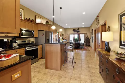 Kitchen - 10400 Doubletree Dr, Crown Point, IN 46307 photo 2 of 2