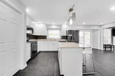 10349 Windsor Pl, Munster, IN 46321 photo 14