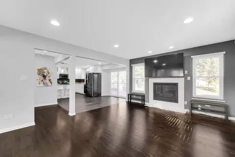 10349 Windsor Pl, Munster, IN 46321 photo 8