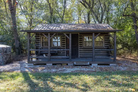 380 W, Remington, IN 47977