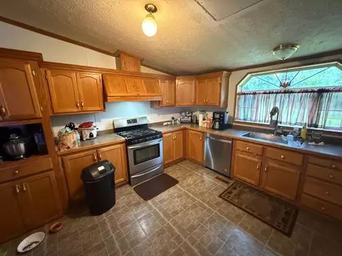 635 E 23rd Ct, Gary, IN 46405 photo 9