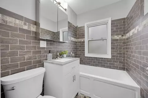 Bath - 125 Marshall St, Gary, IN 46404 photo 1 of 3