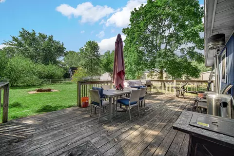 2801 E 1065, De Motte, IN 46310 photo 7