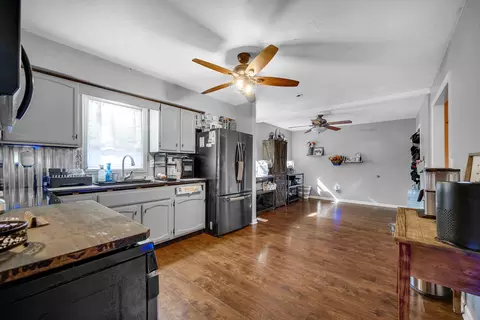 2801 E 1065, De Motte, IN 46310 photo 15