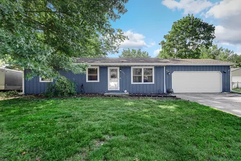 2801 E 1065, De Motte, IN 46310 photo 2