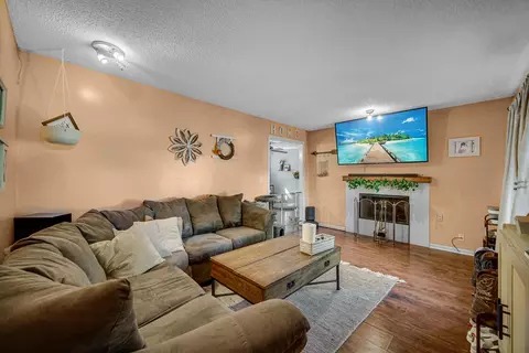 2801 E 1065, De Motte, IN 46310 photo 8
