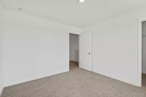 Bedroom - 10669 Blaine St, Crown Point, IN 46307 photo 2 of 10