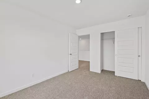 Bedroom - 10669 Blaine St, Crown Point, IN 46307 photo 6 of 10