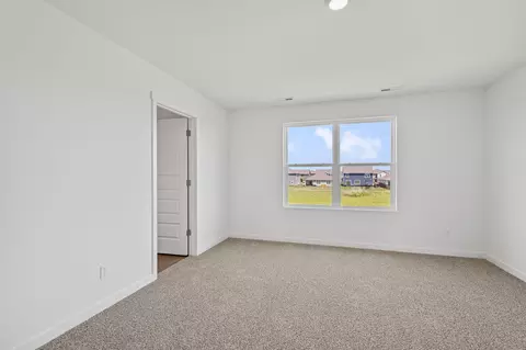 Bedroom - 10669 Blaine St, Crown Point, IN 46307 photo 4 of 10