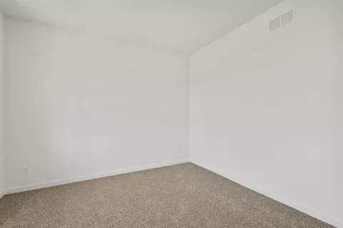 Bedroom - 10669 Blaine St, Crown Point, IN 46307 photo 1 of 10