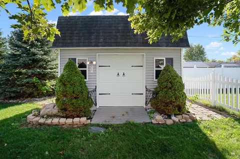 Exterior - 833 Apache Ln, Lowell, IN 46356 photo 11 of 13