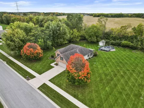 8245 E 96th Ct, Crown Point, IN 46307 photo 33