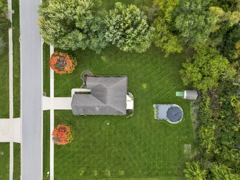 8245 E 96th Ct, Crown Point, IN 46307 photo 29