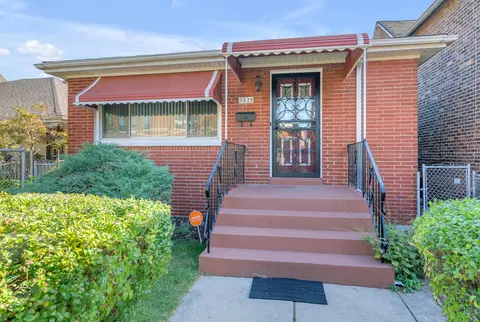 3923 Pulaski St, East Chicago, IN 46312